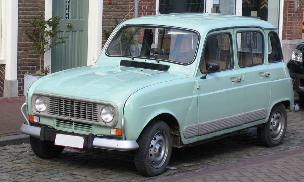 Renault  Paris, 1972 Original Classic Car Documents for Sale!