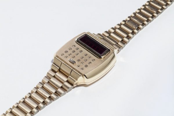 Pulsar 902 Calculator LED Watch - Image 3