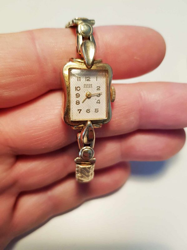 Anker ladies windup Watch