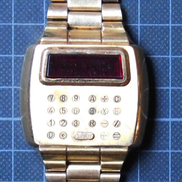 Pulsar 902 Calculator LED Watch - Image 5