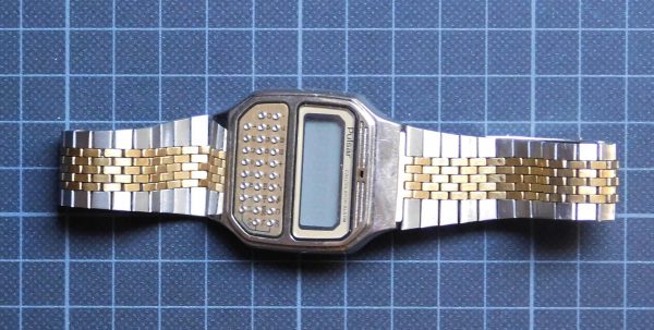 PULSAR Y739-5019 Calculator Watch - Image 2