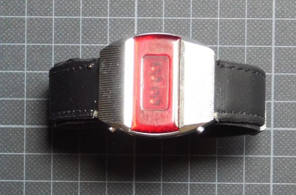 Elektronika 1 LED Watch - Image 2