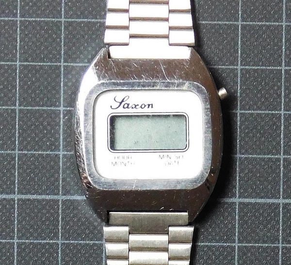 SAXON LCD WATCH