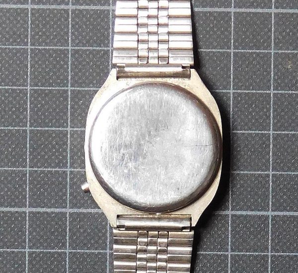 LCD LCD WATCH - Image 4
