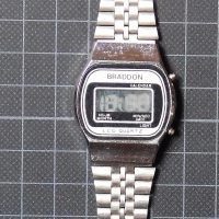 BRADDON LCD WATCH