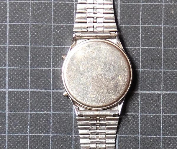 BRADDON LCD WATCH - Image 4
