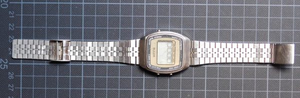BULER 121001 LCD Watch - Image 5