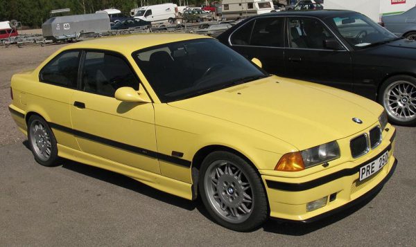 BMW E36 318tds, 1995 Original Classic Car Documents for Sale!